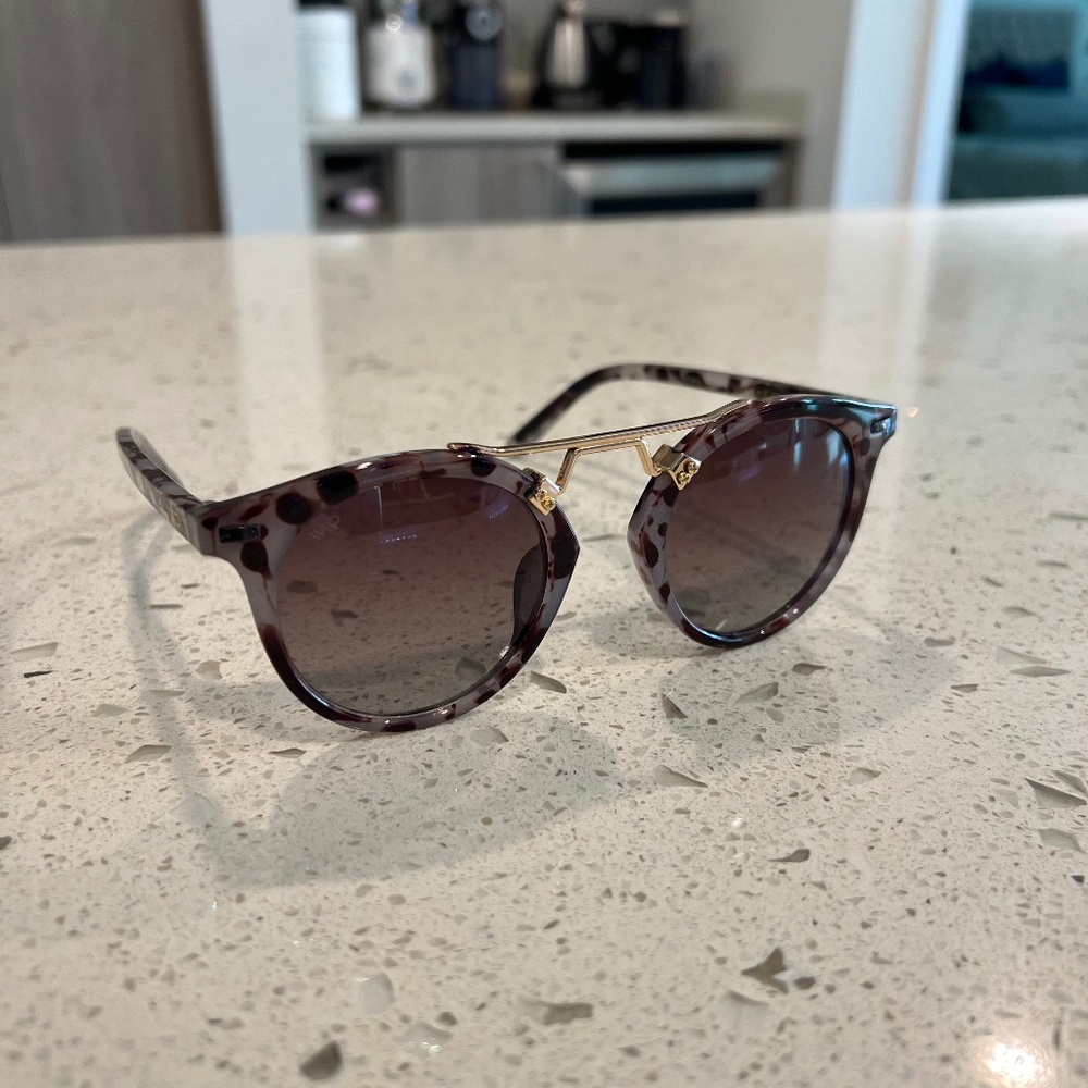 Women's Tortoise Round Sunglasses Double Bridge